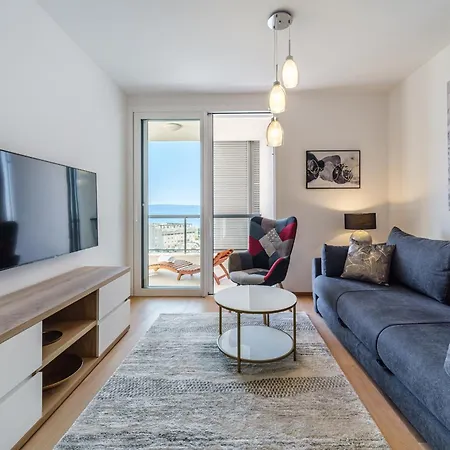 Apartment With Wifi - 22132 *